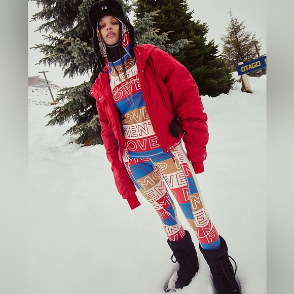 FP MOVEMENT Dawn To Dusk Print Hoodie Logo Red Blue White - Picture 2 of 4